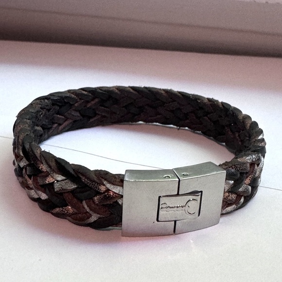 🧩 Stylish Edgy Fossil Tri-Colour Woven Bracelet with Silver Buckle - Picture 1 of 16